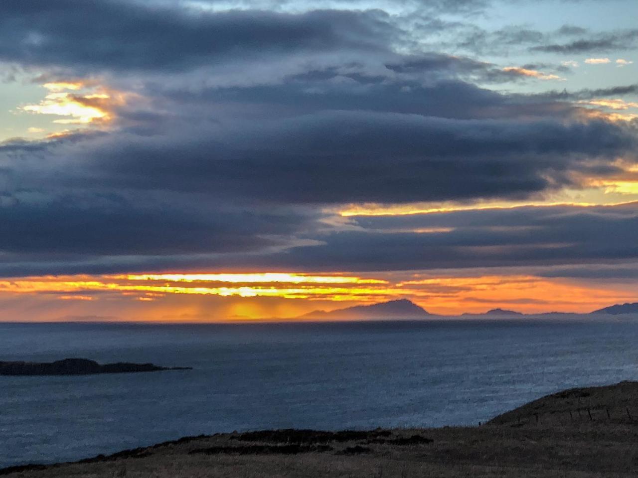 Oran Na Mara, Waternish Villa Hallin Buitenkant foto